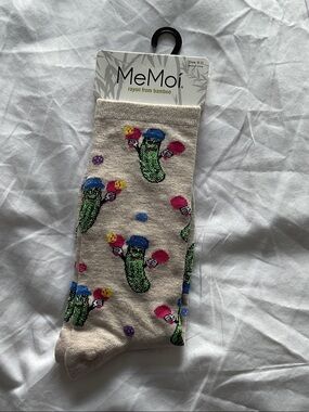 MeMoi Men's Beige Bamboo-Blend Socks with Colorful Pickleball Pattern